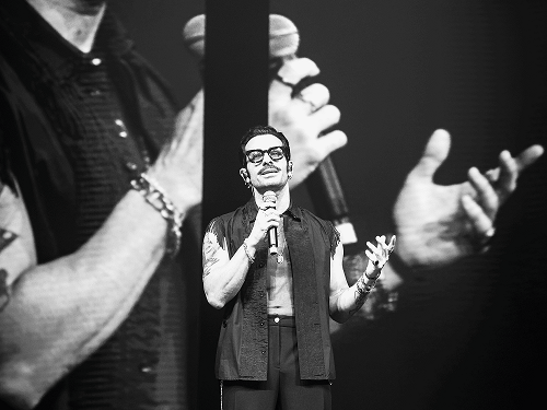 Gökhan Türkmen’in yorumladığı “Açık Adres” dijital zirvenin yeni sahibi