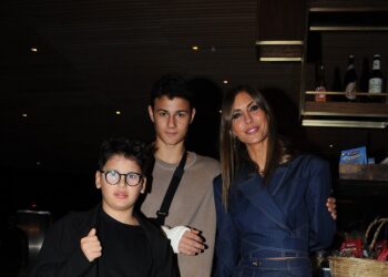 ‘Hayalperest’e ünlü akını