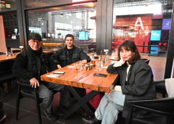 Şener Şen farkı…