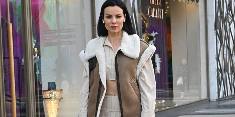 2025’i Annemle Atina’da Karşılayacağım