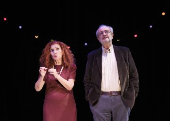 Forced Entertainment’ın çağdaş tiyatro klasiği “Yarın Belki de” Şubat gösterimleri ile Beykoz Kundura’da