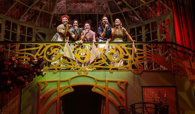 ‘Gurur ve Önyargı’ya Coşkulu Gala