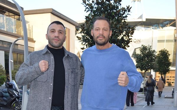 İki Boksörün Buluşması