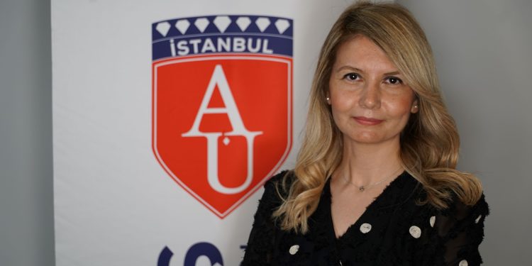 Yangın gibi büyük felaketlerden kurtulan çocuk ve ebeveynleri için “Psikolojik Destek Rehberi”