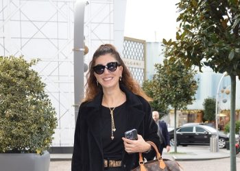 Amerika Konseri Öncesi Alışveriş