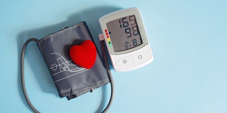 Eşinizde yüksek tansiyon mu var? O halde siz de risk altında olabilirsiniz.