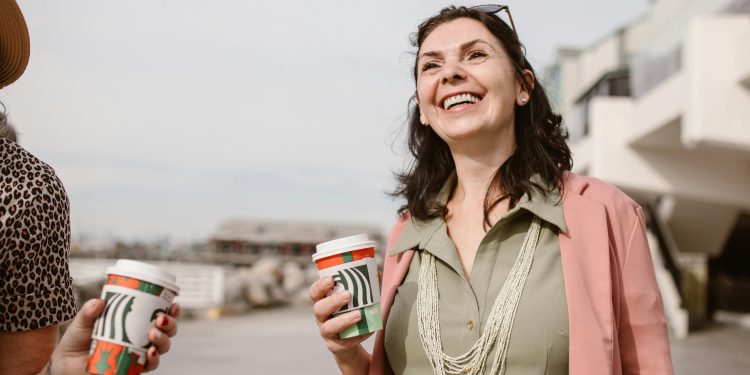 Menopozda dişlerinizi ihmal etmeyin!