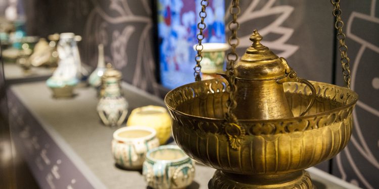 Pera Müzesi’nde Rehberli Sergi Turu: “Kahvenin Kırk Yıllık Hatırı” ikinci turla devam ediyor