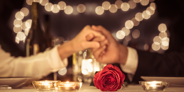 Bir Hilton İstanbul Bosphorus Klasiği: Romantik Sevgililer Günü Yemeği