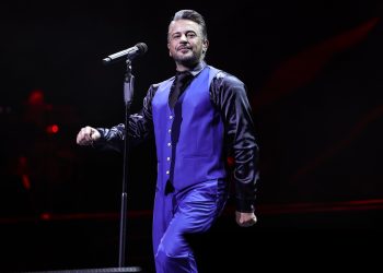 Emre Altuğ ile Masal Gibi Bir Gece!