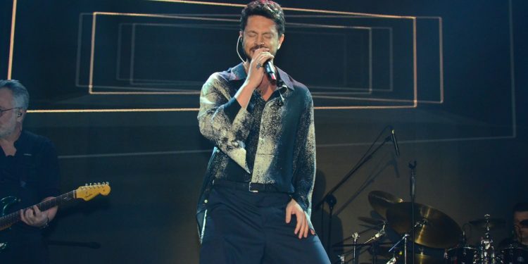 Alişan ile Sürpriz Düet