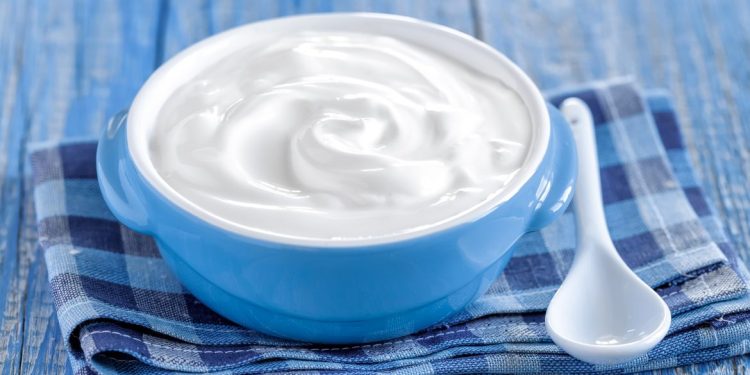 Marketlerdeki süt ve yoğurtlar gerçek mi?