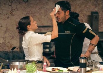Burak Deniz ve Öykü Karayel’in Başrollerini Paylaştığı Filmden Yeni Tanıtım Yayınlandı
