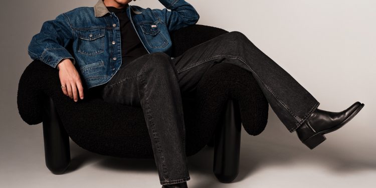 Calvin Klein, MINGYU’nun Başrolde Olduğu Yeni Kampanyasını Tanıttı