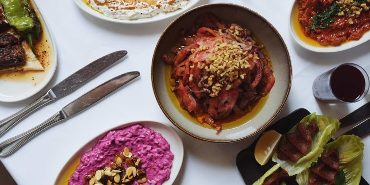 Ocakbaşı’nda iftar zamanı