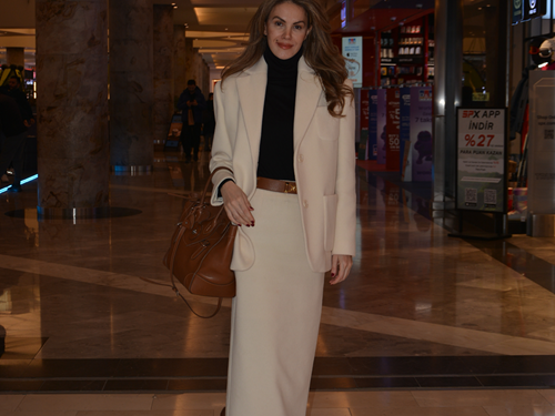 Tarzıyla Göz Kamaştırdı