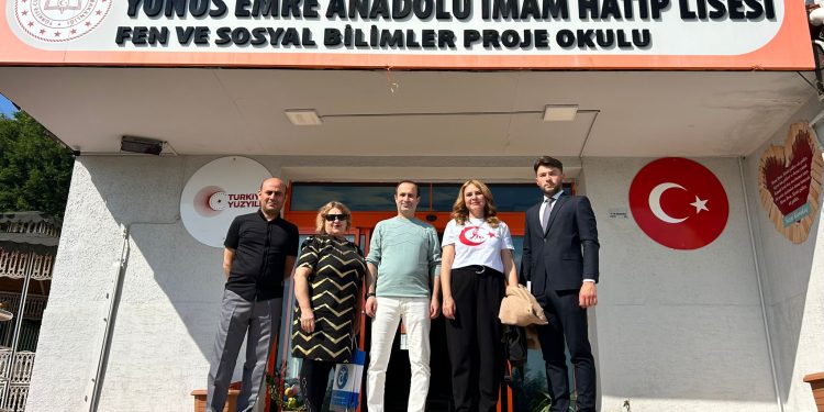 Tuzla Yunus Emre Anadolu İmam Hatip Lisesi’nde 19 Mayıs Coşkusu: Bulgaristan’dan Gelen Soydaş Konukla Gönül Köprüsü Kuruldu