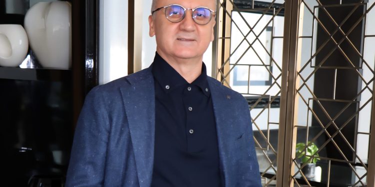 Sıcaklarda Kalp Krizi Riskine Dikkat! İşte Kalbinizi Korumanın 11 Bilimsel Yolu