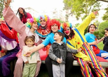 Adana Karnaval Coşkusunu Doyasıya Yaşadı